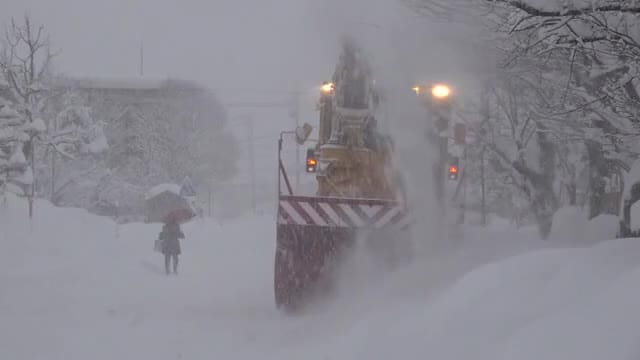 大雪に備え除雪車3000台を配備　福井県が「雪害対策本部」　融雪装置の増設、現場からの装置操作で体制強化　