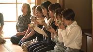 「高齢者に感謝を」敬老の日を前に縮景園で「敬老茶会」