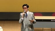 ものまねや落語を交え、ゆうたろうさんと三遊亭仁馬さんが特殊詐欺被害への注意呼びかけ
