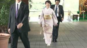 こだわり和服で憲政史上初の女性参列 片山さつき大臣が陛下の前で着た衣装の舞台裏