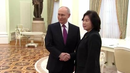 プーチン大統領が北朝鮮の崔善姫外相と会談　対ウクライナ「特別軍事作戦」への協力に謝意