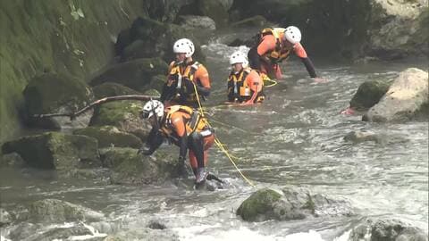 鹿児島・霧島市の温泉施設で5歳男児が行方不明　川の下流を中心に120人態勢で捜索続く　身長約120cm・黒髪のやせ型