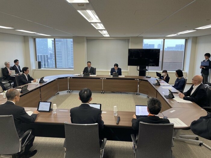 子どもの自殺防止策を検討する政府の関係省庁会議