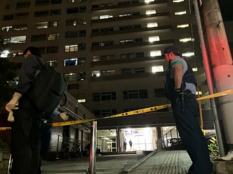頭には切り傷　部屋には血のついた足跡　広島市西区で女性死亡　殺人事件として捜査｜FNNプライムオンライン