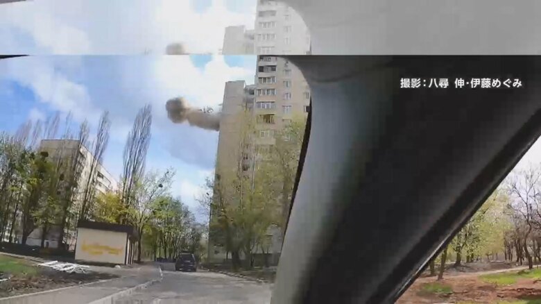 日本人写真家が捉えたマンションにミサイル着弾する瞬間9
