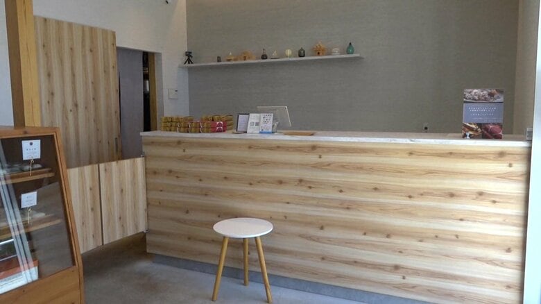 創業240年の餅店「四季の餅あめこ」のモダンな店内