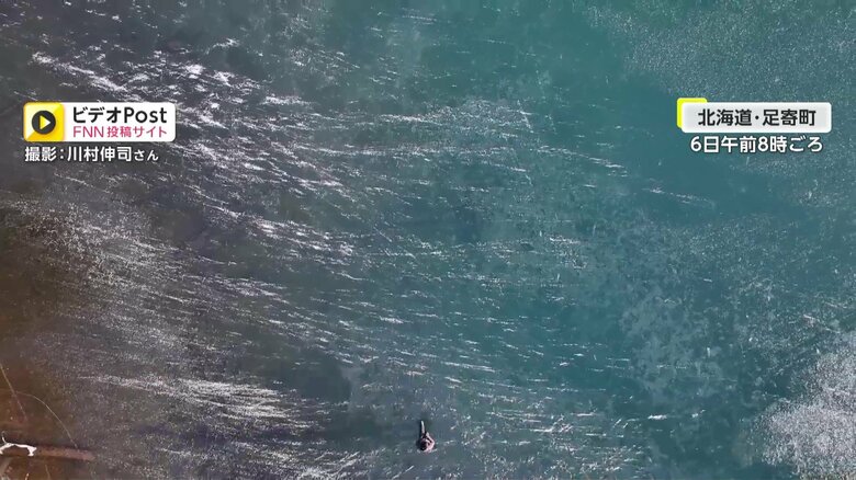 秘境の湖・オンネトーの全面が氷結した幻想的な世界（6日午前8時ごろ、北海道・足寄町）