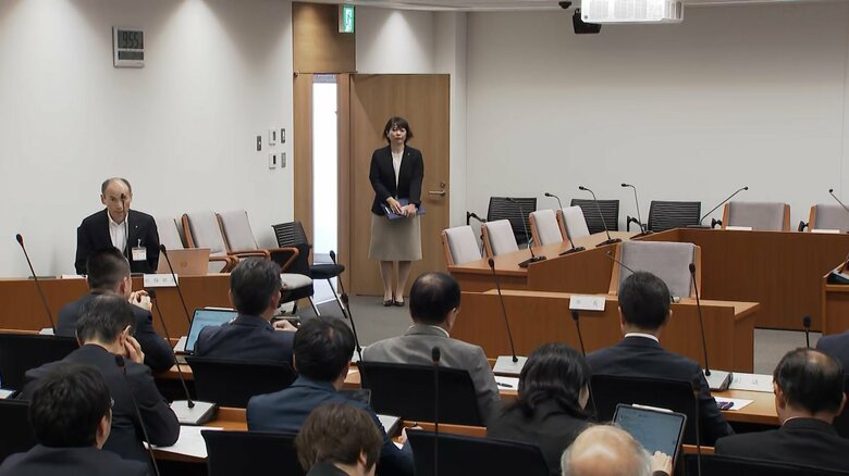 市議会での小川晶・前橋市長（10月2日午前）