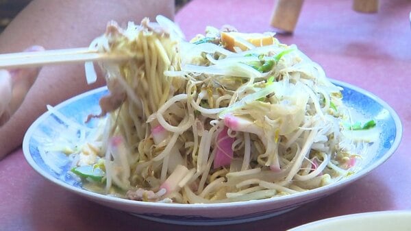 100年愛された名物「皿うどん」 人気の“老舗食堂”が惜しまれながら閉店 100年愛された名物「皿うどん」 人気の“老舗食堂”が惜しまれながら閉店