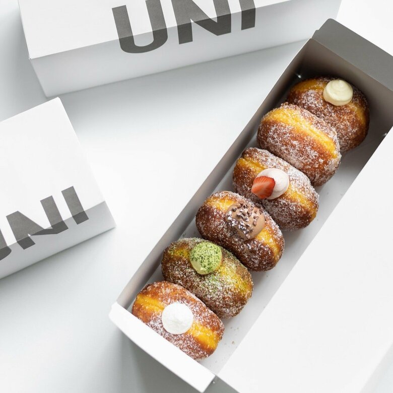 かぼちゃの自然な甘みがふんわり香る。季節ごとに味が変わる“生ドーナツ”専門店「UNI DONUTS」覚王山にオープン｜FNNプライムオンライン