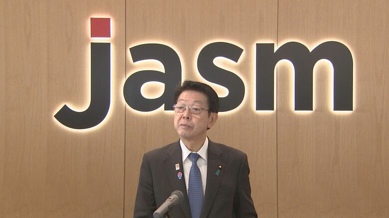 「今後もさらなる投資を期待」武藤経済産業相が量産を開始したTSMC第1工場を訪問　TSMC・JASM幹部や木村熊本県知事などと車座で意見交換｜FNNプライムオンライン