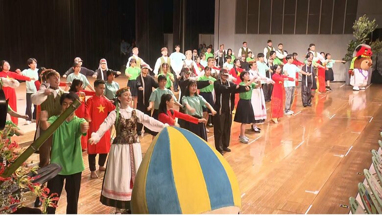 高校総合文化祭開会式　岐阜市　7月31日