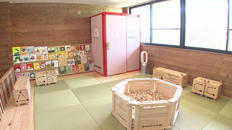 乳幼児用のスペースには授乳室も