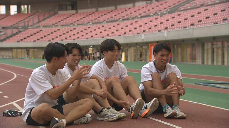 東京学館新潟 陸上部 男子400mリレーのメンバー