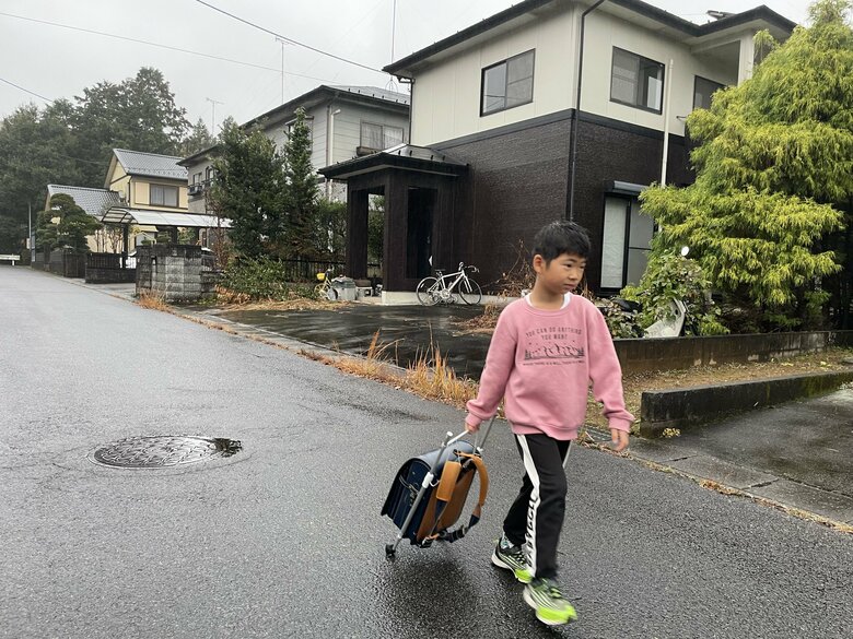 「1人で使うのは寂しいので友達に配りまくりたい」とクラファンを開始