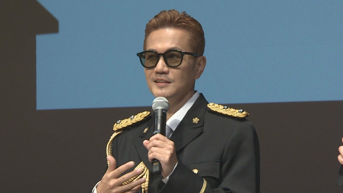 ATSUSHIさま専用ページ！他の方は購入ご遠慮ください！ EXILE・ATSUSHIさん、初の防犯支援官活動 「海外からの着信には出ない