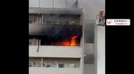 団地ベランダ部分から赤い炎　30㎡延焼中　火元の住人と連絡取れず　ポンプ車など25台が出動　JR亀戸駅から500m