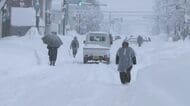 市民も不安・観光客にも容赦なく風雪が―オープン間近のゴルフ場は祈る思い 北海道は太平洋側を中心に“大雪”に 2月に一晩で124センチの大雪を記録した帯広市にはいまだに“大雪の痕跡”も