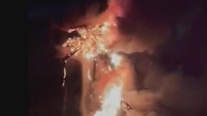 米ディズニーランドで火災　ミッキーと戦うドラゴンが炎に包まれる　ナイトショー「ファンタズミック！」公演中