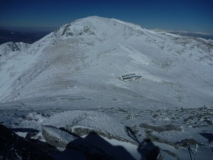 「道に迷った」1人で登山の中学2年生の男子（14）が遭難　中央アルプス木曽駒ヶ岳付近で行動不能に　遭対協隊員が救助、近くの山荘に収容　明朝に警察と遭対協隊員が出動、同行下山の予定