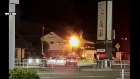 ケーキ店火災　焼け跡から複数の刃物見つかる　岐阜・本巣市