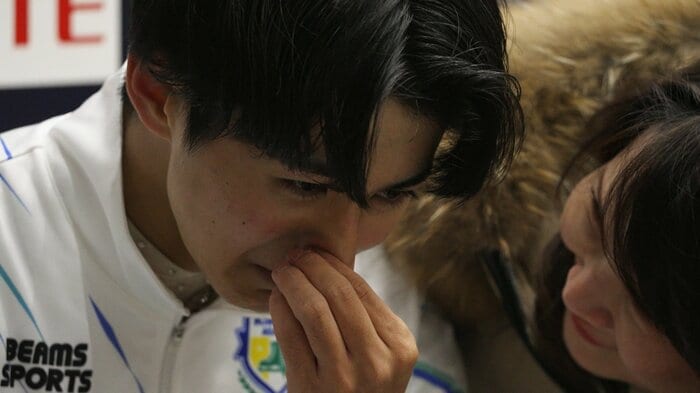優勝が決まり涙があふれた中村(2023年全日本ジュニア)
