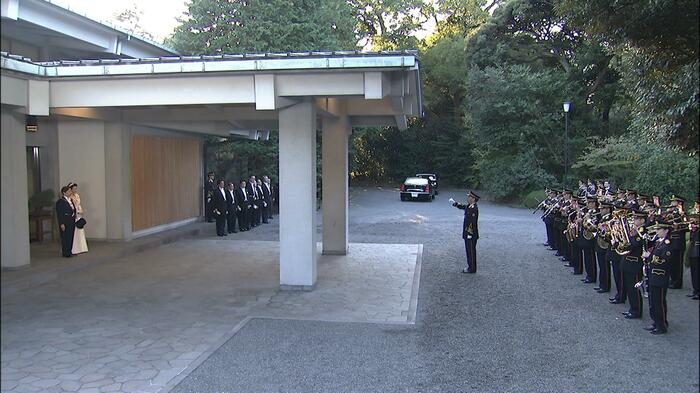 指揮をしているのが渡辺浩二楽長