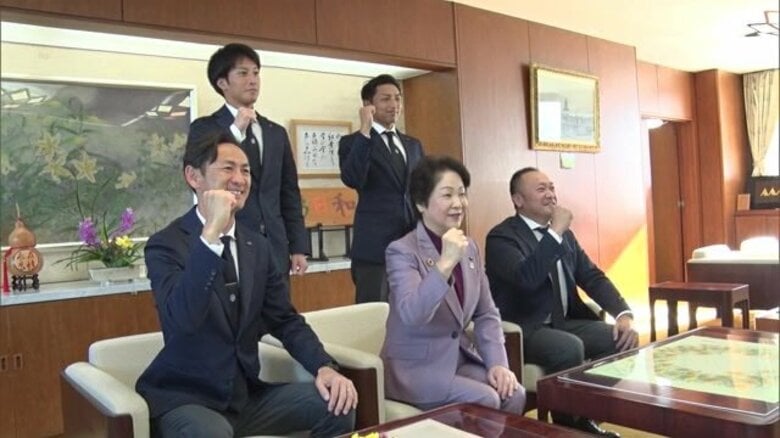モンテディオ・渡邉監督が語る来シーズンへの抱負「J2優勝を目指す本気度が問われる」　知事訪問も【山形発】｜FNNプライムオンライン