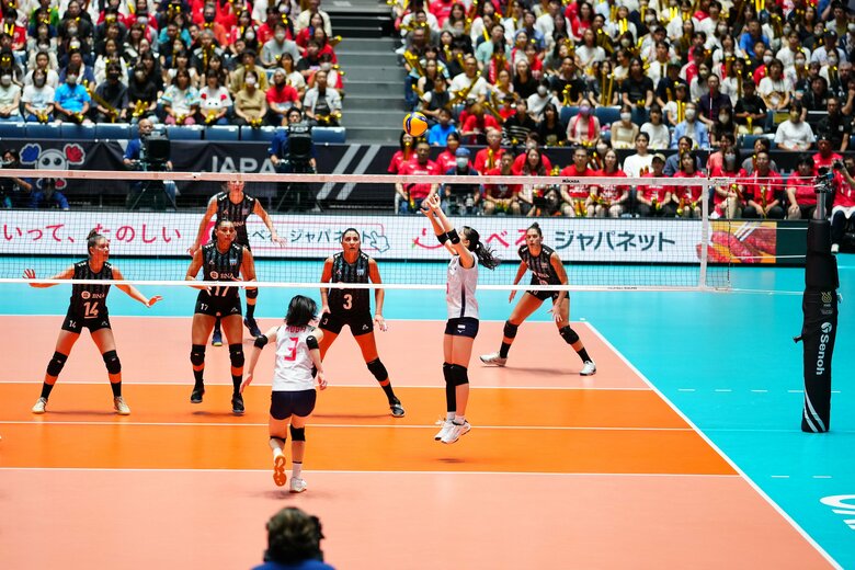 花マル100点のAパス～関菜々巳トス～古賀紗理那アタック（2）