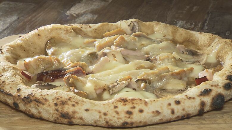 ポルチーニ茸とベーコンの秋Pizza　1400円