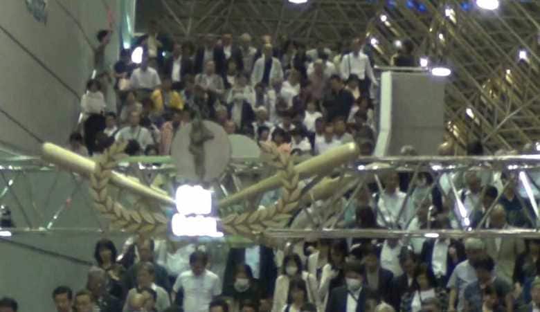 東京ドームに10万人が集結!巨人戦でもアイドルのコンサートでもなく公明党の集会