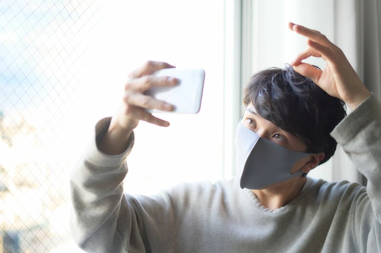マスク生活で「髪に注目」が増えた？（イメージ）
