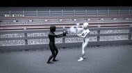 逃走直後の映像か…「お金がなかったから」14歳女子中学生がスプレー強盗　被害者の60代女性が取り押さえる