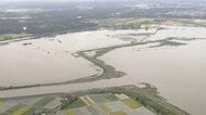 台風25号で9人死亡5人不明　甚大被害の千葉　相次ぐ土砂崩れ　水引かず長期化　印旛沼決壊で大規模冠水　停電も続く