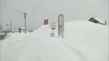 鹿角市の積雪146センチに　観測史上最大を4日連続更新　記録的な大雪、北秋田市では臨時休校も　秋田
