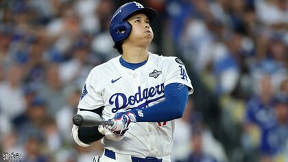 大谷翔平3打数3安打！PS7号ホームランに次いでタイムリー二塁打　フリーマン適時打でホームに還りドジャース同点に追いつく