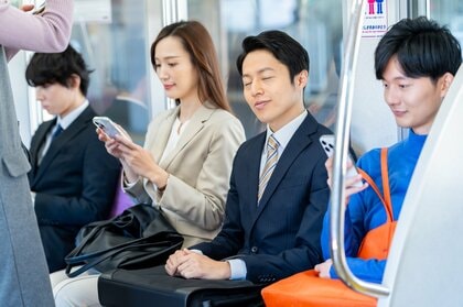 電車で座りたい人は必見!?“戦略とアクションプラン”をまとめたみずほの全94ページの資料がガチ…プロセスも本格的だった