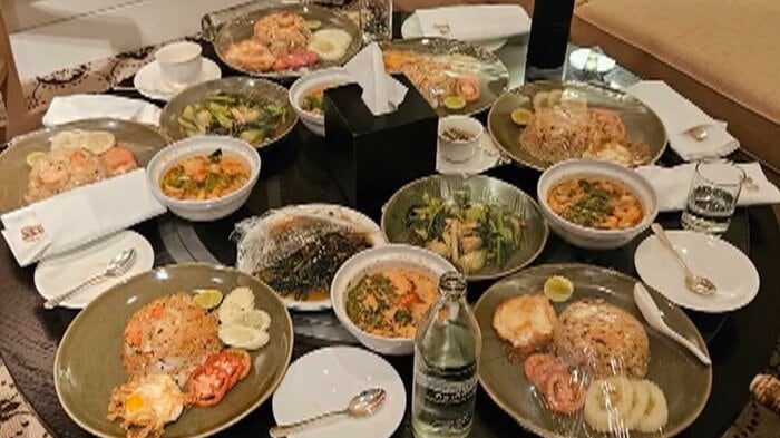 ルームサービスで頼んだ料理