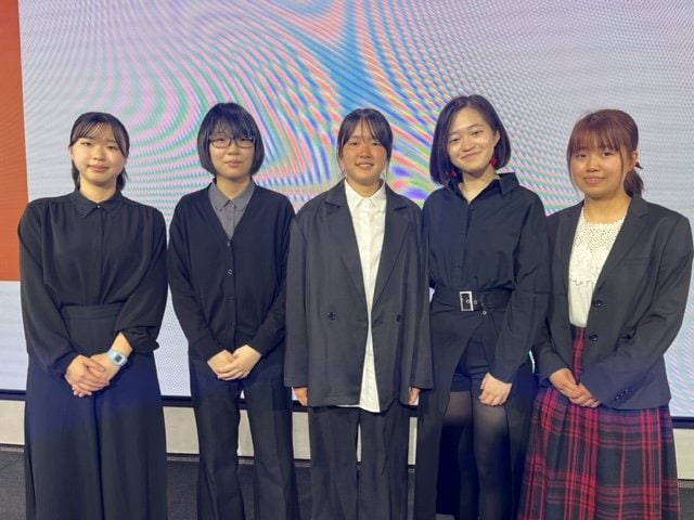 チーム「INTER ACT]はUnity賞を受賞した