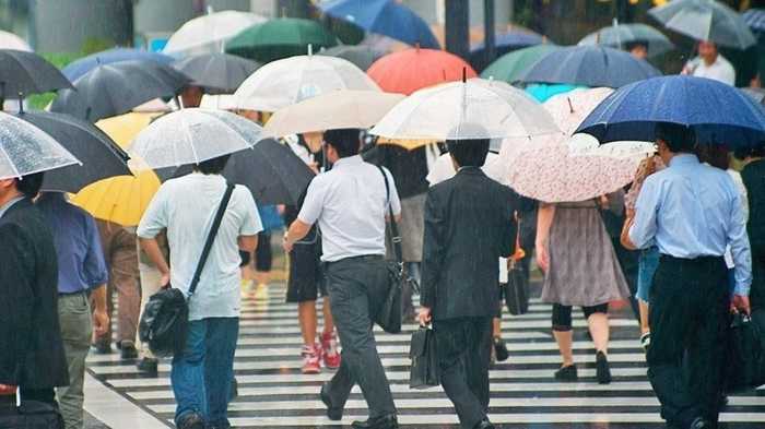 「台風24号」列島縦断の可能性…今後の雨と風のピークは?