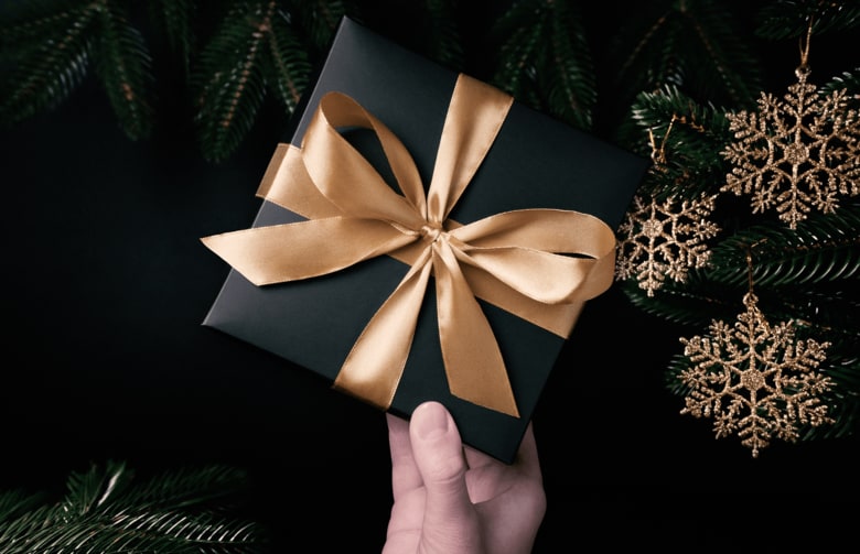 ■【クリスマス直前／男女10～50代1,000名へ「冬の美容・ギフト」について調査】「５千円ボーダー消費」が "異性へ贈るプレゼント" の新常識に