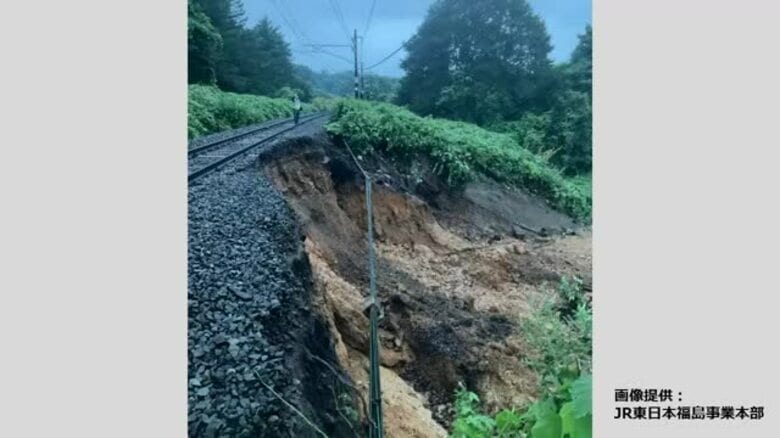 線路の盛土崩落　JR磐越西線・猪苗代～会津若松間で当面の間運転見合わせ＜福島県＞｜FNNプライムオンライン