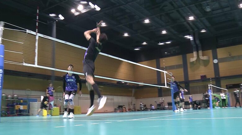 宮浦健人のスパイク練習（連続写真⑤）