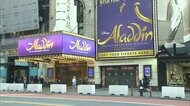 観客減らし1年ぶりに公演 アメリカ・ブロードウェーで