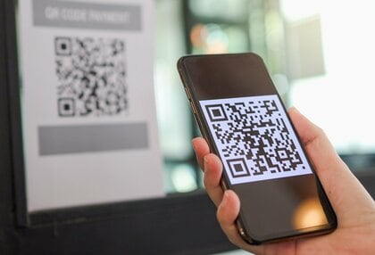 【20～50代800人に調査】QRコード付きの屋外広告、最適な掲出場所は？QRコードから購入・登録に繋がる人は2割未満