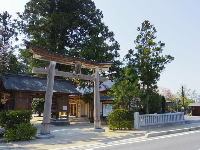 セツが恋占いをしたと言われる八重垣神社