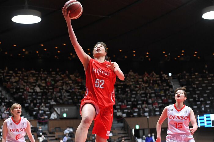 立ち上がりで得点を重ねた宮澤夕貴選手