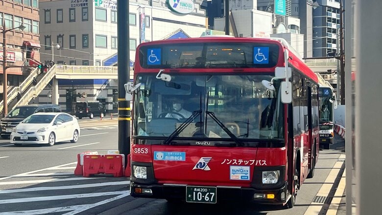 車号「S653」の県営バスがやってきた♪