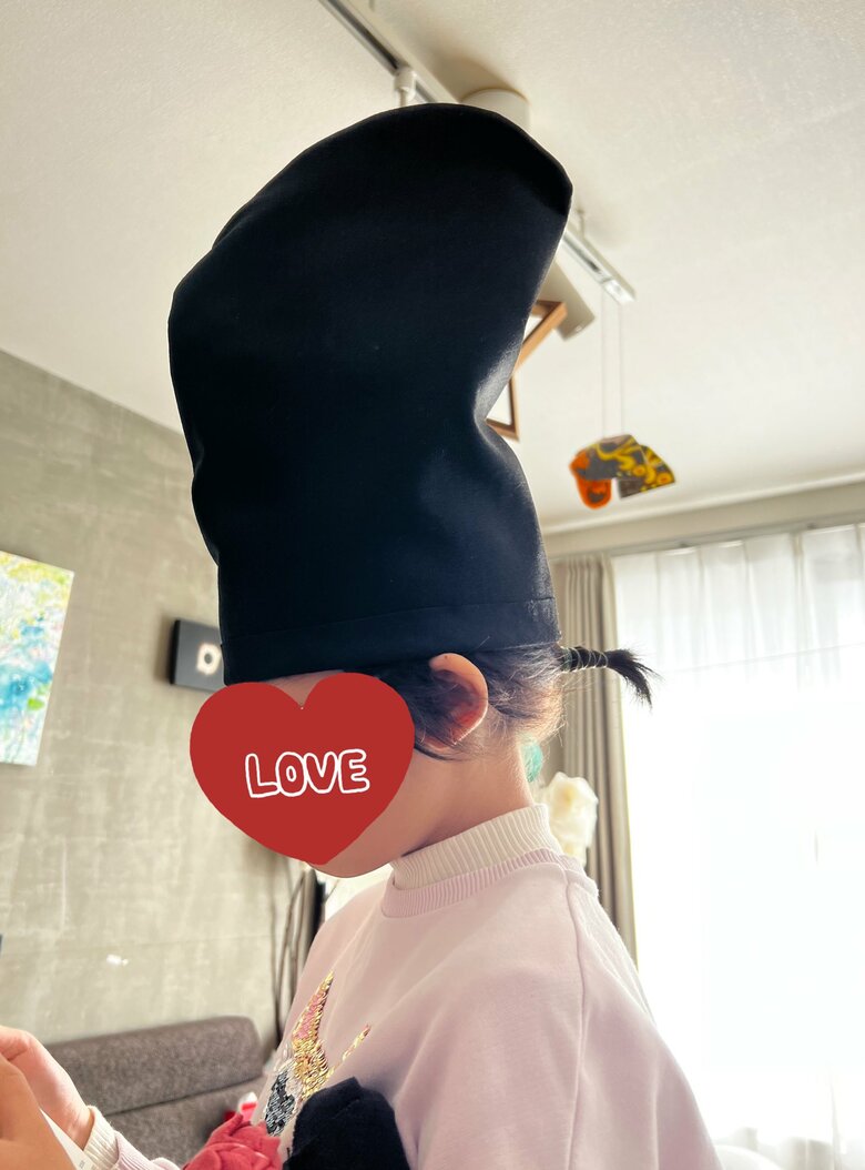 烏帽子を自作することも。着用して家の中を歩いたとのこと