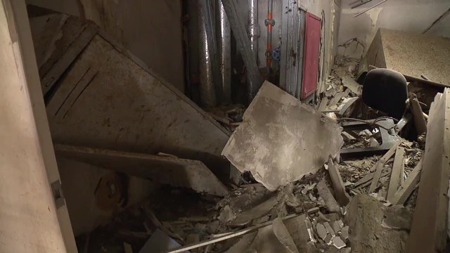校舎が破損・崩壊しそうな揺れ（震災遺構・請戸小学校）